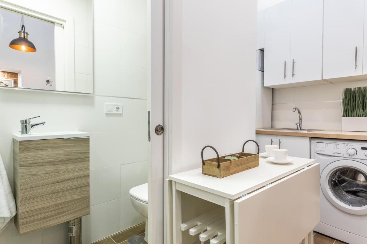 Precioso Apartamento De 2 Habitaciones By Bebalmy マドリード エクステリア 写真